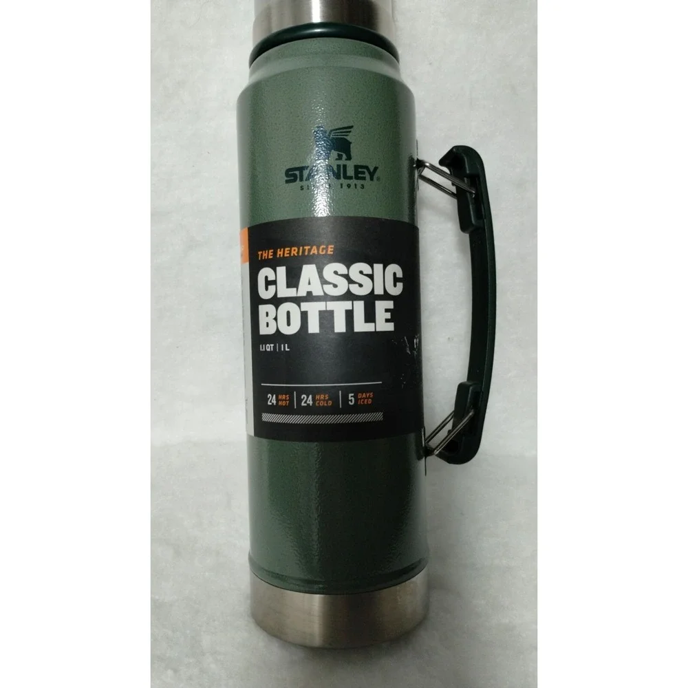 Stanley Classic Bottle Thermos 1.1 QT 24 Hours‎ Hot/Cold Camping Outdoors Work - Picture 2 of 6